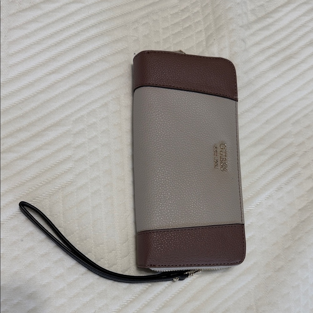 Guess wallet - Picture 5 of 5